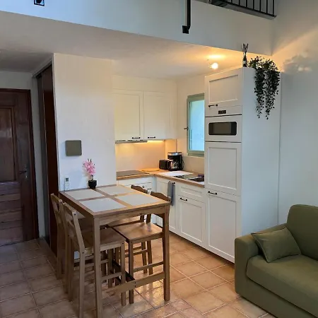 Little 33M2 Detached House In Golfe-Juan Holiday home *